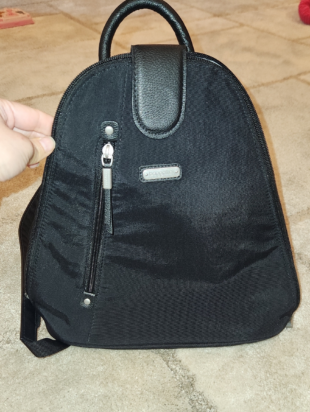 Baggallini Metro Backpack With RFID